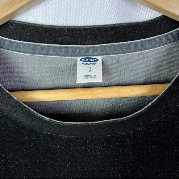 Old Navy Gray Boyfriend Velvet Short Sleeve Top S - Picture 5 of 5